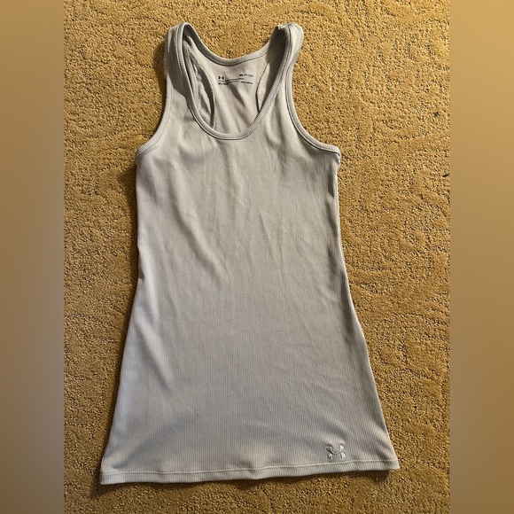 Light grey under armour tank top - Picture 2 of 5
